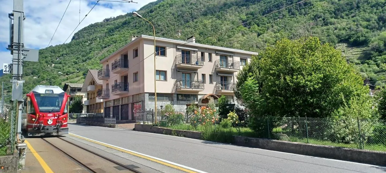 Retica Tirano Villa