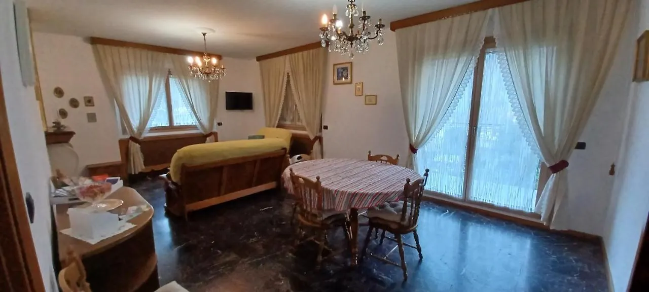 Holiday home Retica Tirano Villa